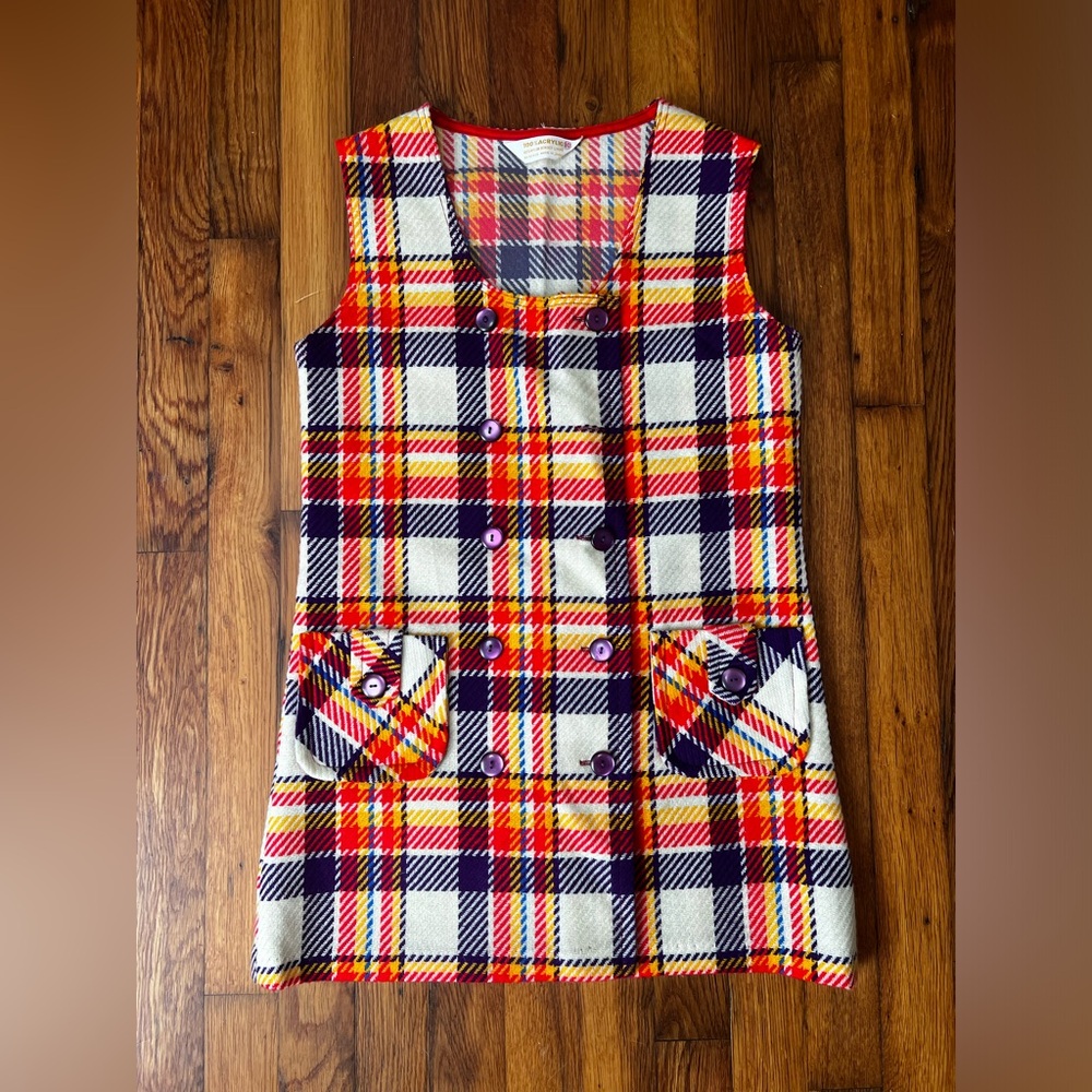 Vintage 1970s Plaid acrylic vest RARE